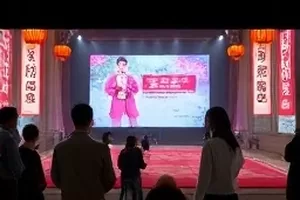 更多爆料卡片封面，展示字幕与画面的时间轴对照